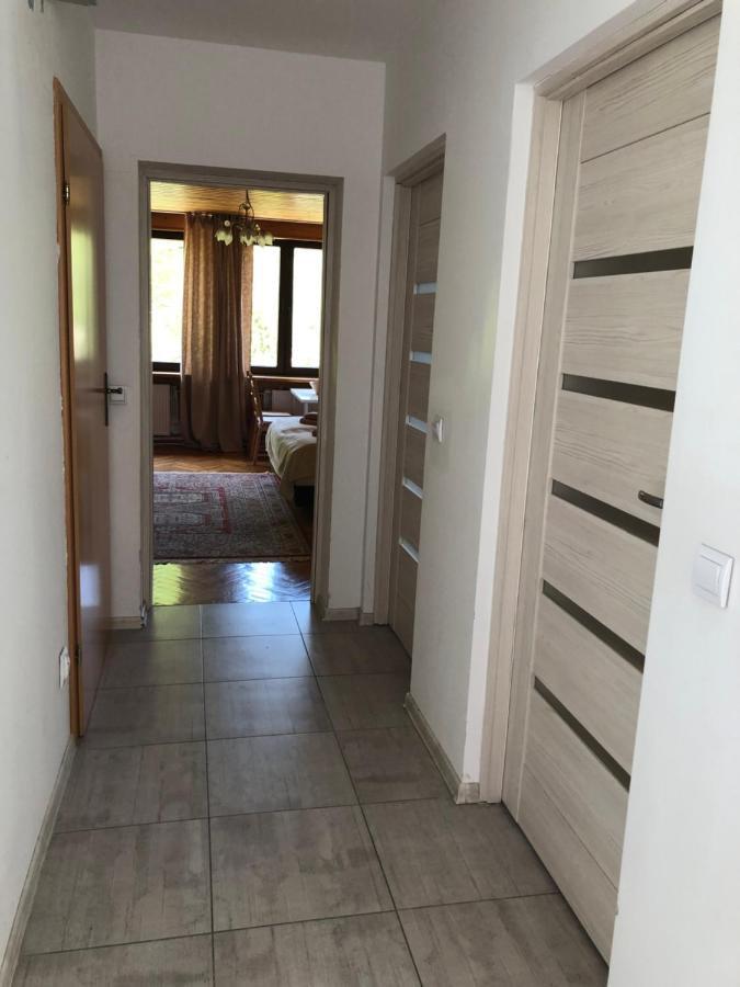 Poncyljuszowka Apartment Щирк Екстериор снимка