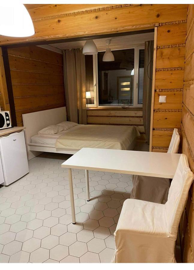 Poncyljuszowka Apartment Щирк Екстериор снимка